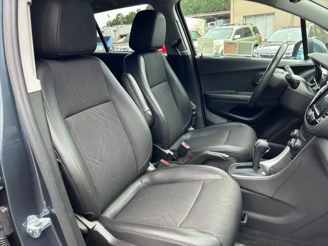 2022 Chevrolet Trax FWD LT