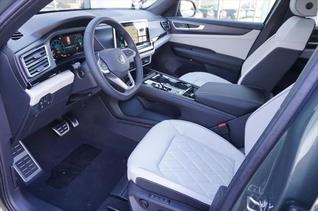 2026 Volkswagen Atlas Cross Sport SEL Premium R-Line