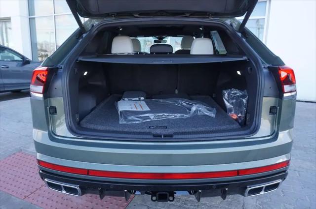 2026 Volkswagen Atlas Cross Sport SEL Premium R-Line