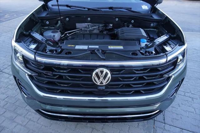 2026 Volkswagen Atlas Cross Sport SEL Premium R-Line