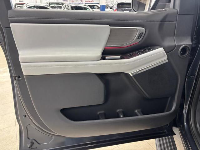 2025 Ford Expedition Platinum MAX