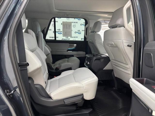 2025 Ford Expedition Platinum MAX