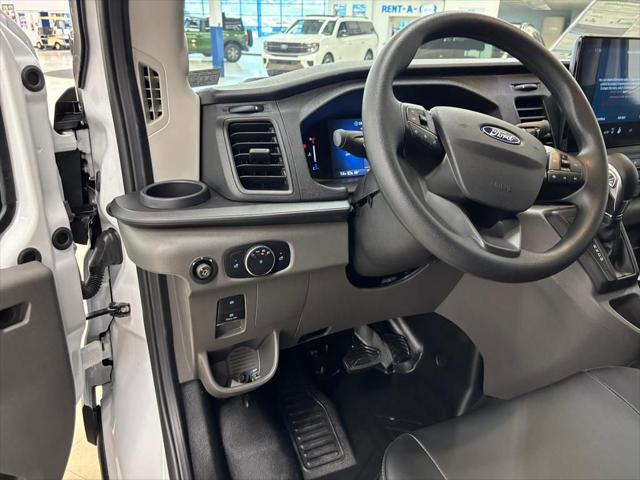 2026 Ford Transit Cargo Van Base