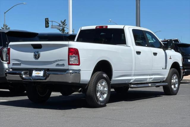2024 Ram 3500 Big Horn Crew Cab 4x4 8' Box