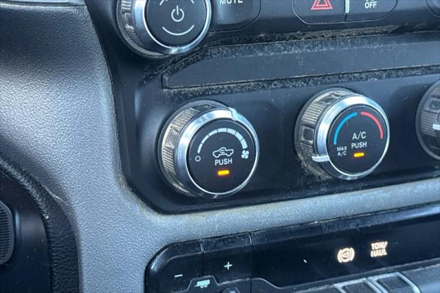 2024 Ram 3500 Big Horn Crew Cab 4x4 8' Box