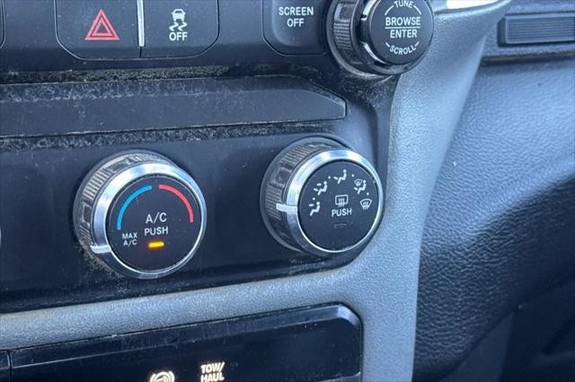 2024 Ram 3500 Big Horn Crew Cab 4x4 8' Box