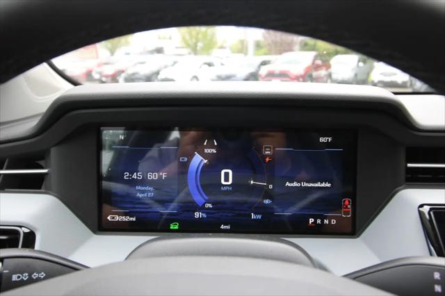2027 Chevrolet Bolt LT FWD