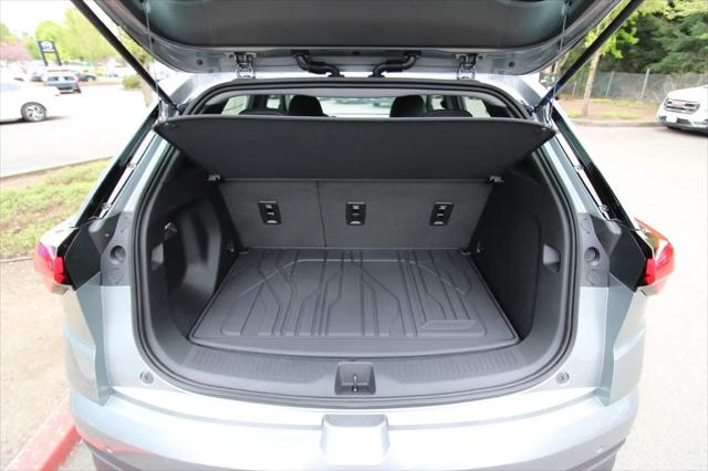 2027 Chevrolet Bolt LT FWD