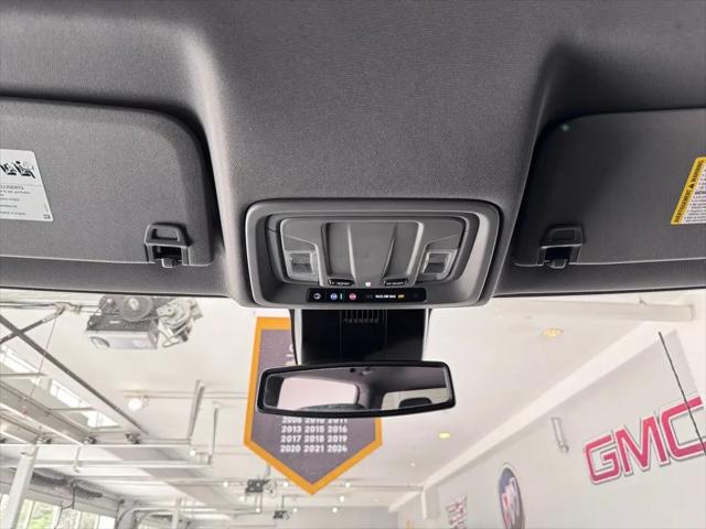 2024 Chevrolet Silverado 2500HD 4WD Crew Cab Standard Bed Custom