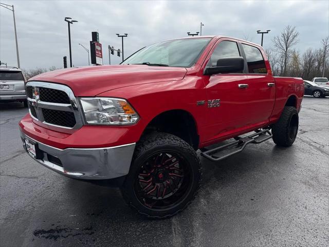 2017 Ram 1500 SLT Crew Cab 4x4 6'4" Box