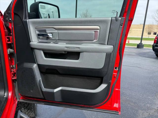 2017 Ram 1500 SLT Crew Cab 4x4 6'4" Box