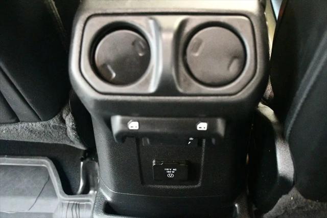 2022 Jeep Wrangler Unlimited Sahara Altitude 4x4