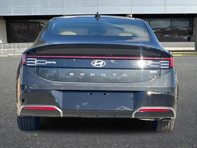 2026 Hyundai Sonata Hybrid Limited
