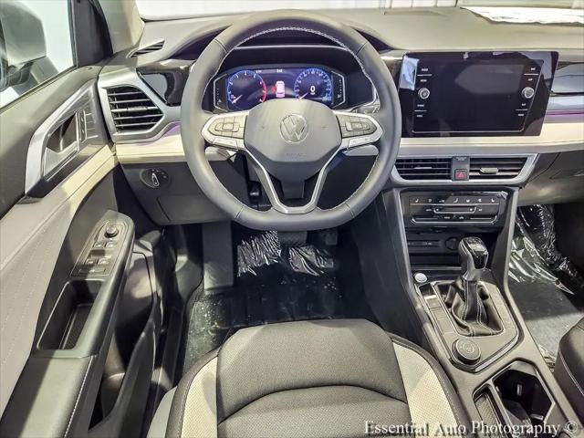 2026 Volkswagen Taos SEL