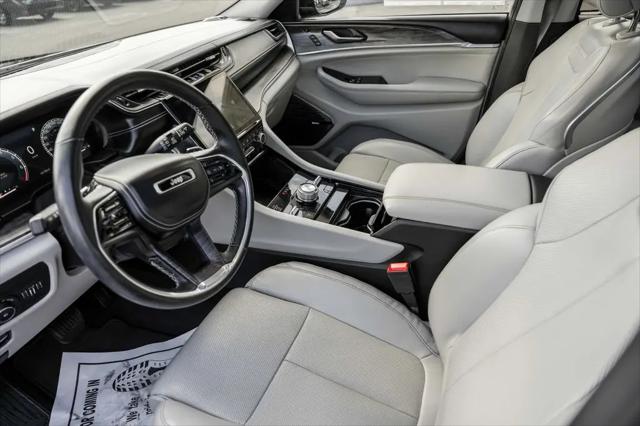 2022 Jeep Grand Cherokee L Overland 4x4