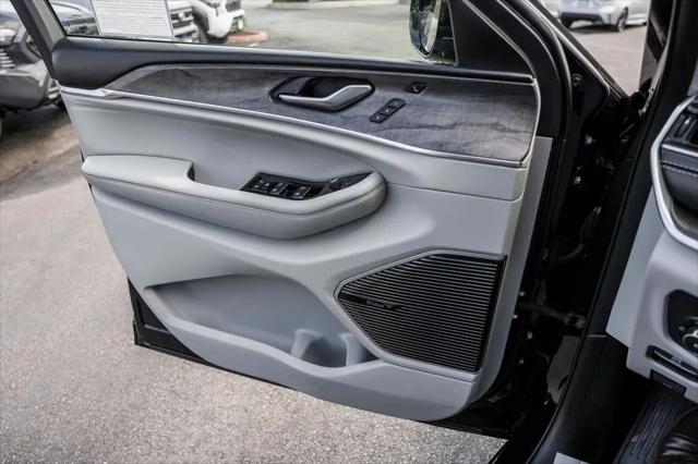 2022 Jeep Grand Cherokee L Overland 4x4