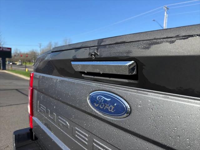 2022 Ford F-350 XLT