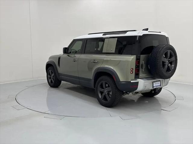 2020 Land Rover Defender 110 SE