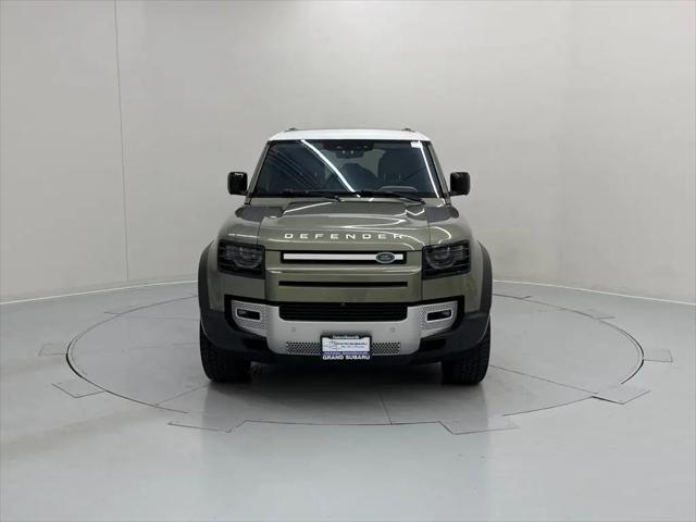 2020 Land Rover Defender 110 SE
