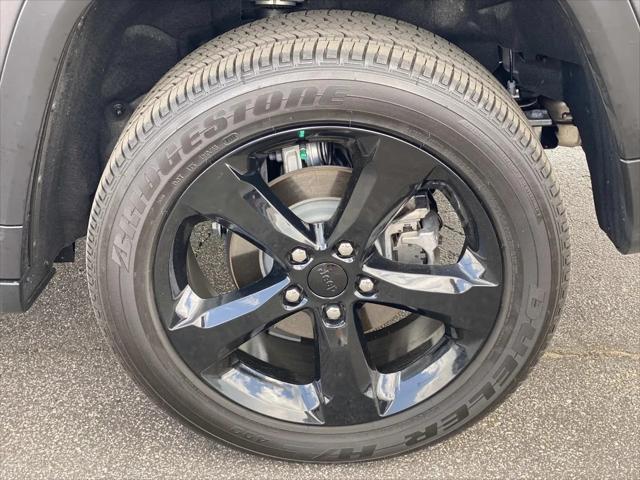 2025 Jeep Grand Cherokee Altitude X 4x4