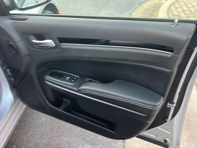 2023 Chrysler 300 300S