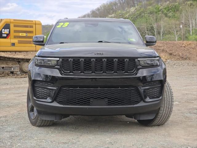 2023 Jeep Grand Cherokee Altitude 4x4