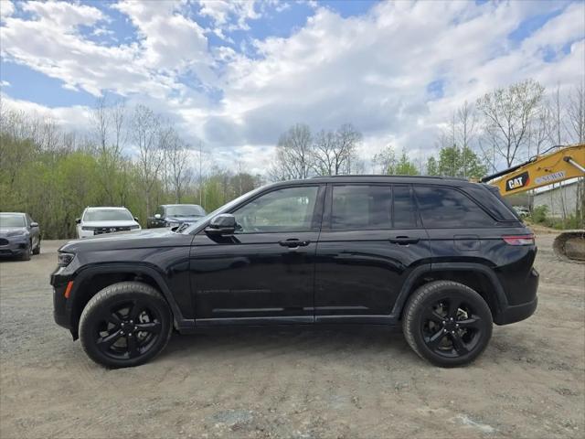 2023 Jeep Grand Cherokee Altitude 4x4