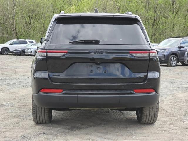 2023 Jeep Grand Cherokee Altitude 4x4