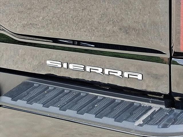 2024 GMC Sierra 2500HD 4WD Crew Cab Standard Bed Denali