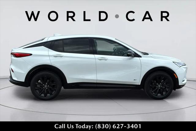 2025 Buick NV Sport Touring FWD