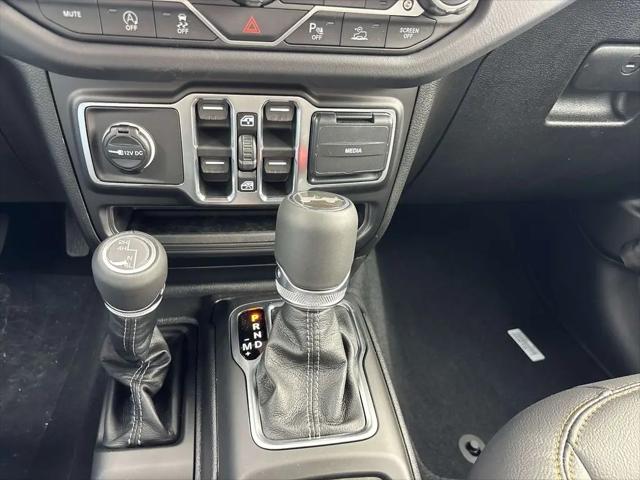2026 Jeep Wrangler 4-Door Sahara 4x4