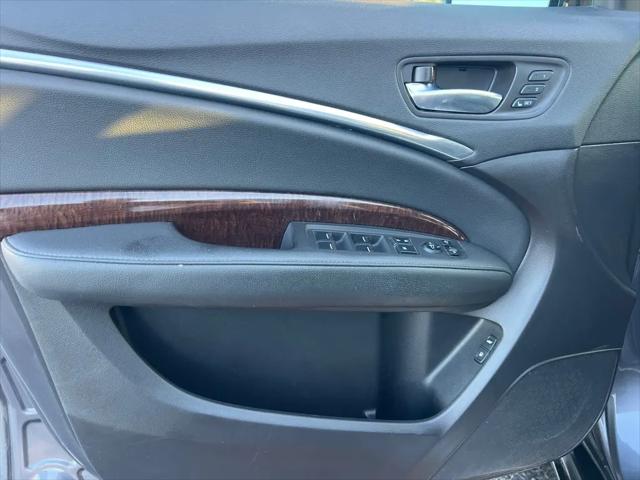 2017 Acura MDX w/Technology Package