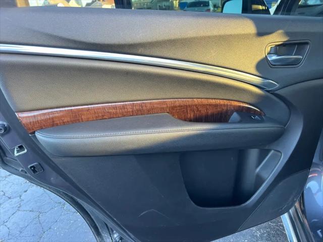 2017 Acura MDX w/Technology Package