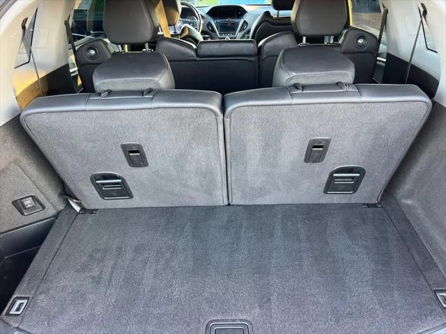 2017 Acura MDX w/Technology Package