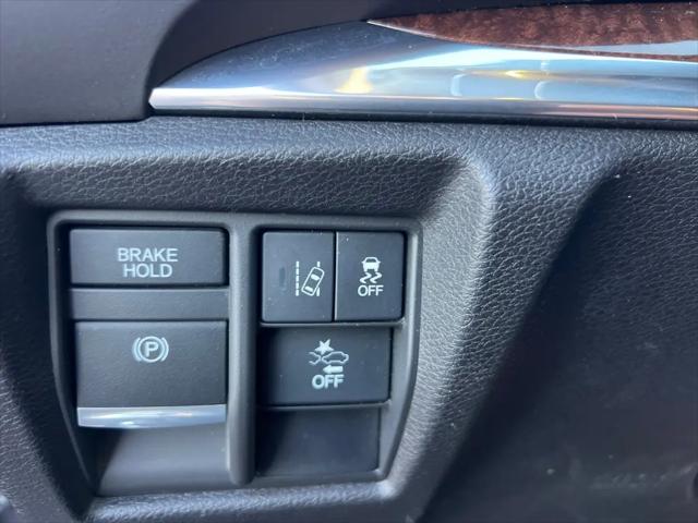 2017 Acura MDX w/Technology Package