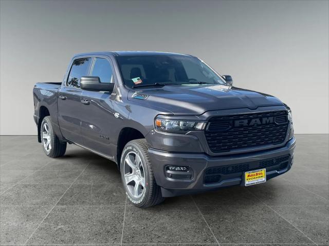 2026 Ram 1500 Express Crew Cab 4x2 57 Box