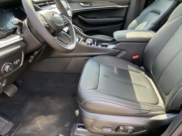 2026 Jeep Grand Cherokee L Limited 4x2