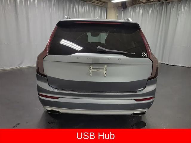 2017 Volvo XC90 T6 Momentum