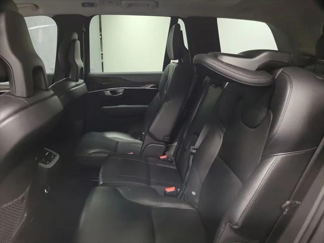 2017 Volvo XC90 T6 Momentum