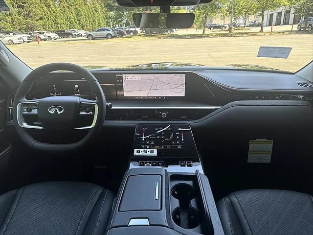 2026 INFINITI QX80 LUXE AWD