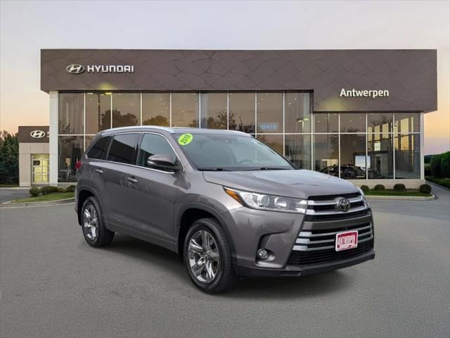 2018 Toyota Highlander Limited Platinum