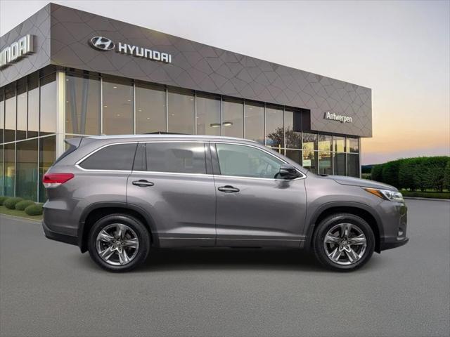 2018 Toyota Highlander Limited Platinum