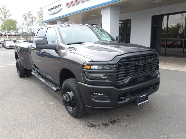 2026 RAM Ram 3500 RAM 3500 TRADESMAN CREW CAB 4X4 8 BOX