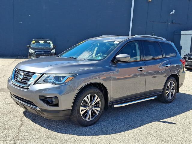 2017 Nissan Pathfinder SL