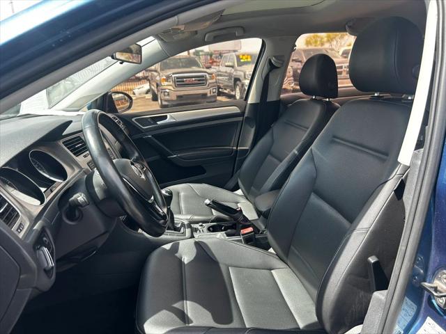 2017 Volkswagen Golf TSI Wolfsburg Edition 4-Door