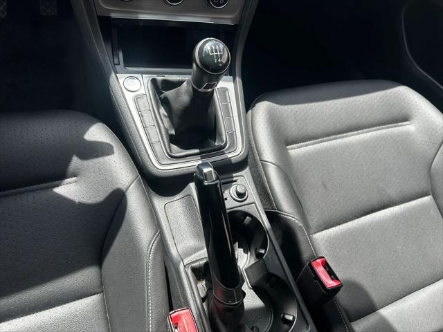 2017 Volkswagen Golf TSI Wolfsburg Edition 4-Door