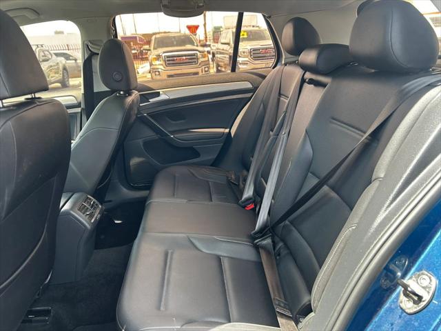 2017 Volkswagen Golf TSI Wolfsburg Edition 4-Door