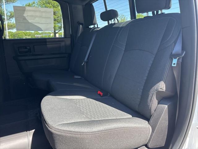 2026 Ram 2500 Black Express Crew Cab 4x4 64 Box