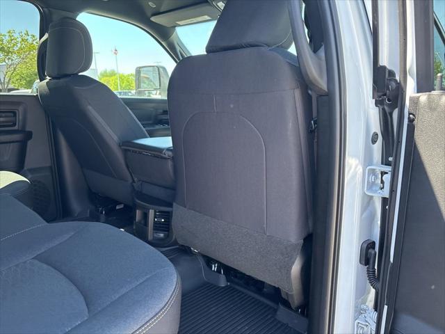 2026 Ram 2500 Black Express Crew Cab 4x4 64 Box