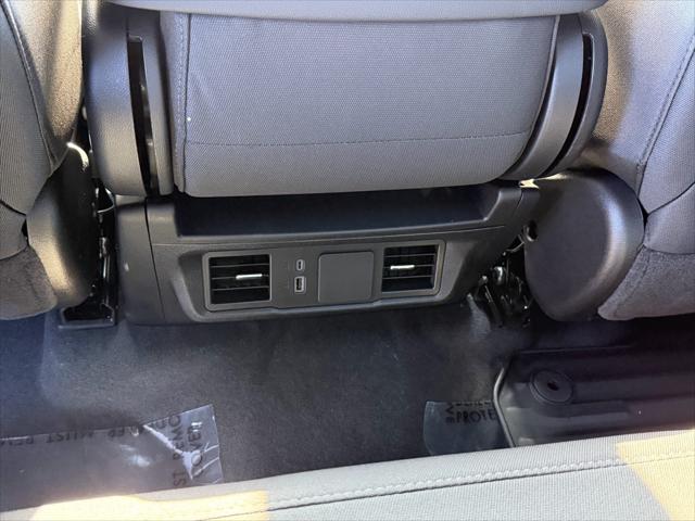 2026 Chevrolet Silverado 1500 2WD Double Cab Standard Bed Custom